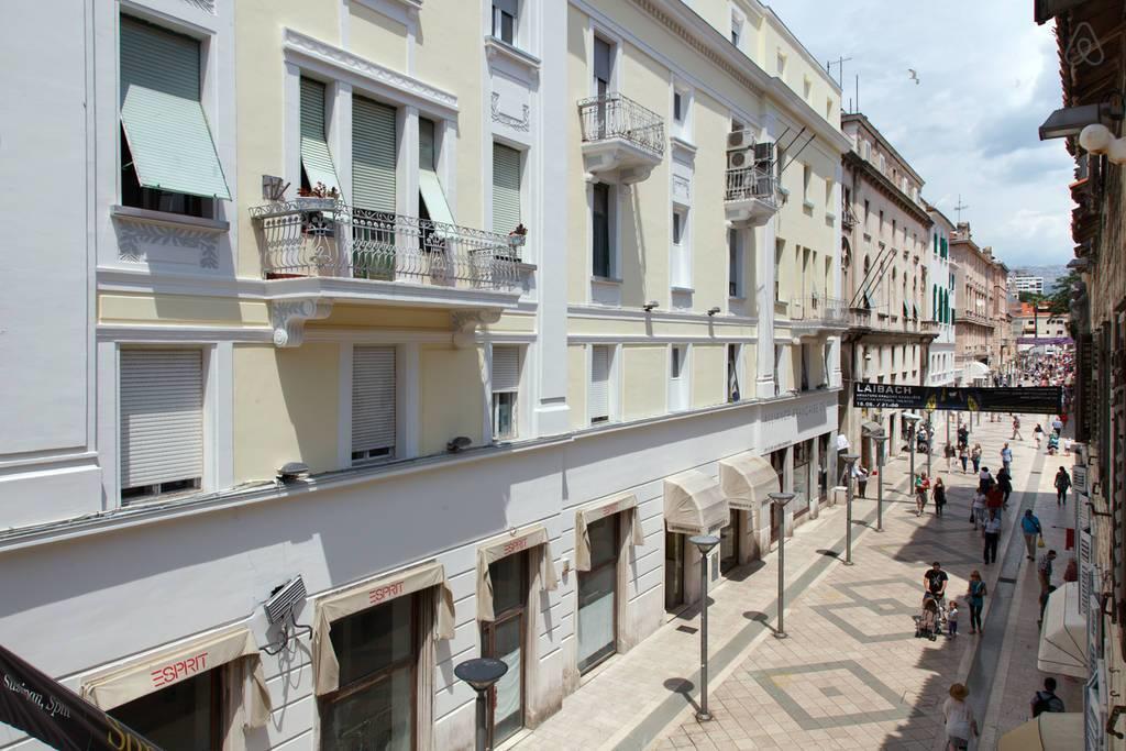 Apartman U Srcu Grada - Ilicev Prolaz سبليت المظهر الخارجي الصورة